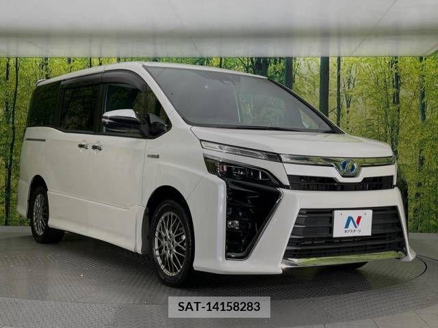Toyota VOXY HYBRID 2018-10 370585-17