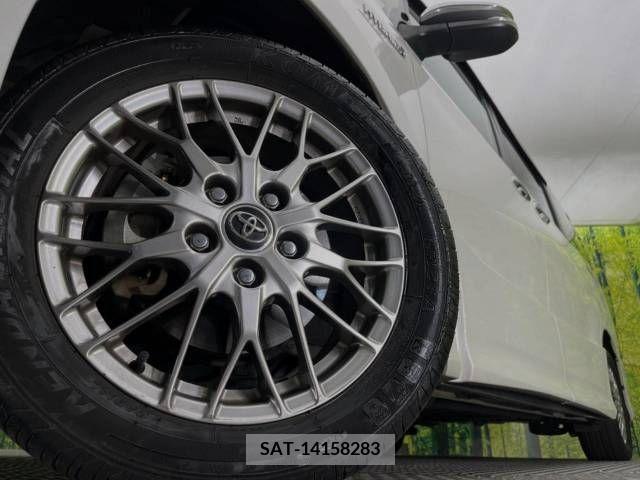 Toyota VOXY HYBRID 2018-10 370585-14