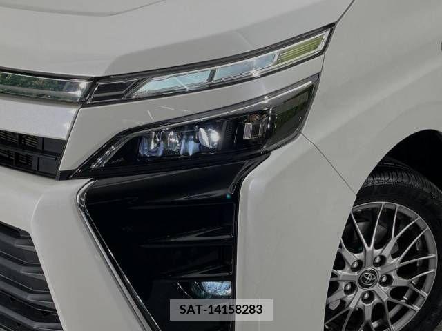 Toyota VOXY HYBRID 2018-10 370585-13