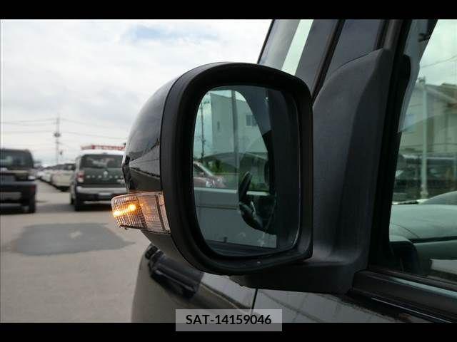 Daihatsu TANTO CUSTOM 2019-12 329943-18