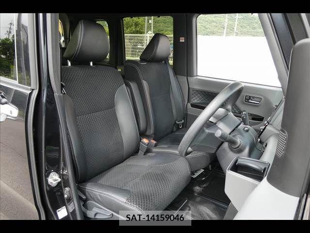 Daihatsu TANTO CUSTOM 2019-12 329943-8