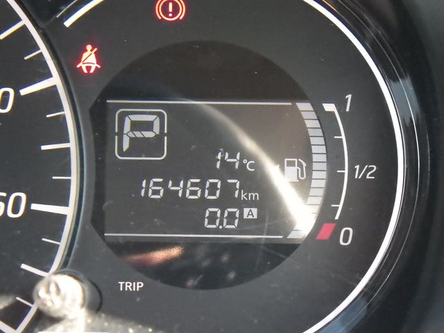 Nissan NOTE 2015-03 193326-14