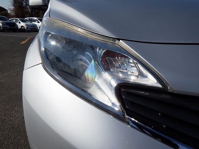 Nissan NOTE 2015-03 193326-23