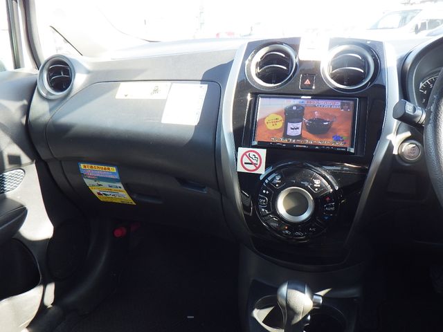 Nissan NOTE 2015-03 193326-15
