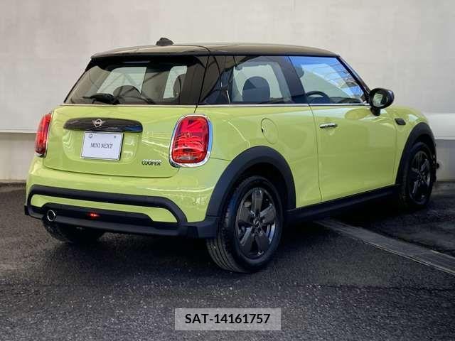 Bmw MINI 2023-01 319644-4
