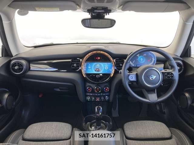 Bmw MINI 2023-01 319644-3