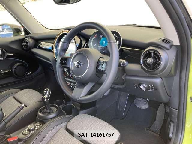 Bmw MINI 2023-01 319644-9