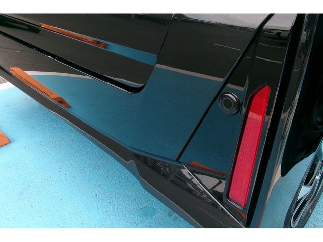 Daihatsu TANTO CUSTOM 2023-03 15011-21