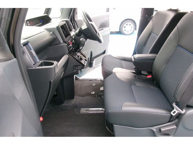 Daihatsu TANTO CUSTOM 2023-03 15011-15