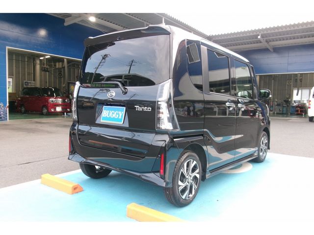 Daihatsu TANTO CUSTOM 2023-03 15011-4
