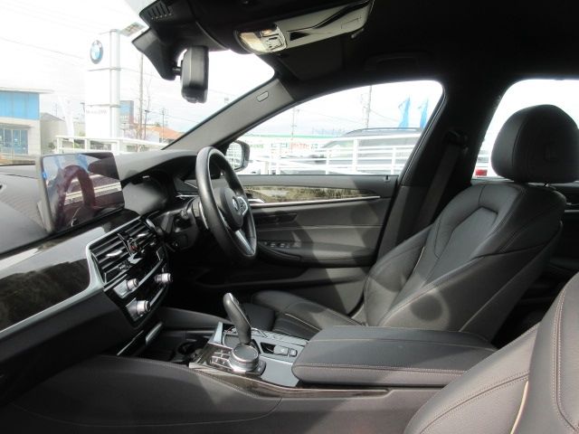 Bmw 5 SERIES 2021-07 1168-1