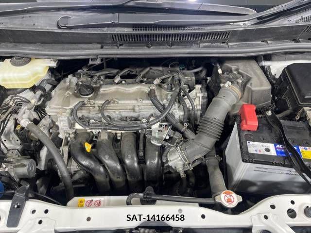 Toyota NOAH 2017-07 298098-18