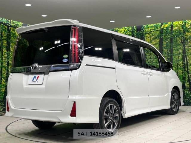 Toyota NOAH 2017-07 298098-17