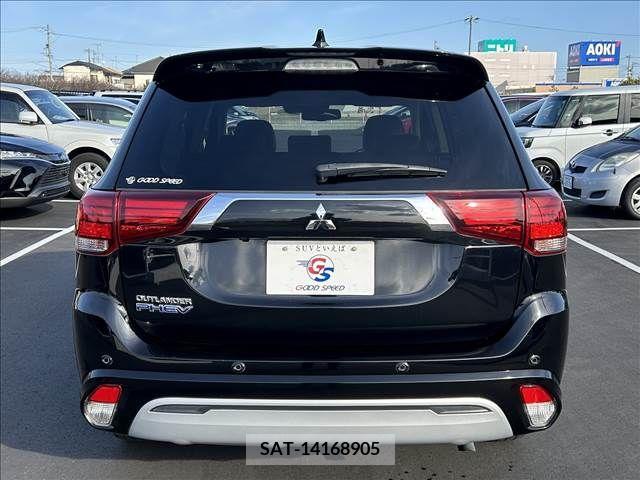 Mitsubishi OUTLANDER PHEV 2019-02 209719-12