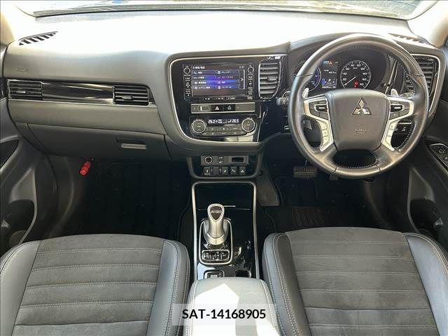 Mitsubishi OUTLANDER PHEV 2019-02 209719-1