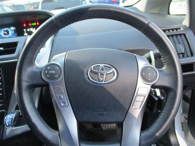 Toyota PRIUS ALPHA 2015-02 2704-13
