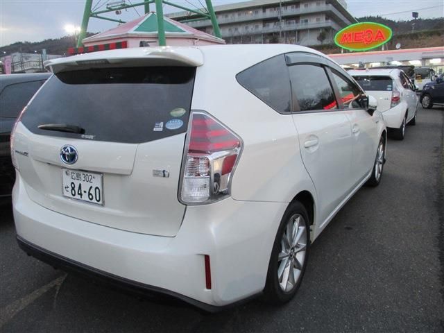 Toyota PRIUS ALPHA 2015-02 2704-3