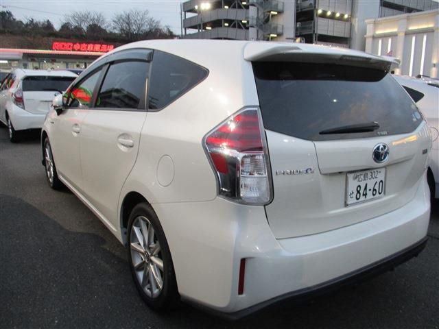 Toyota PRIUS ALPHA 2015-02 2704-4