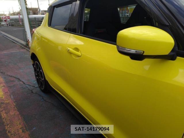 Suzuki SWIFT 2018-04 255216-11