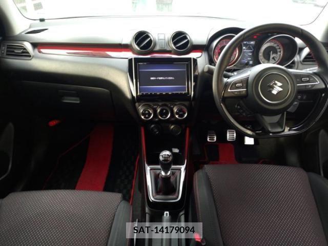 Suzuki SWIFT 2018-04 255216-2