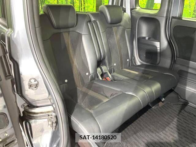 Honda N BOX CUSTOM 2019-10 217994-9
