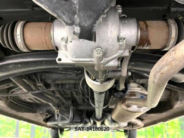 Honda N BOX CUSTOM 2019-10 217994-19