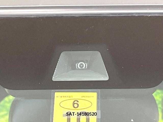Honda N BOX CUSTOM 2019-10 217994-2