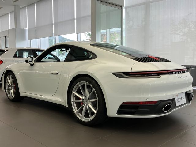 Porsche 911 2020-01 9647-6