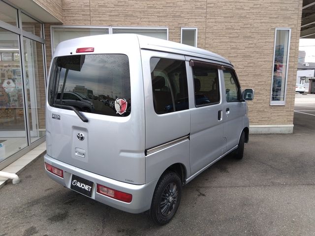 Toyota PIXIS VAN 2017-07 19892-1