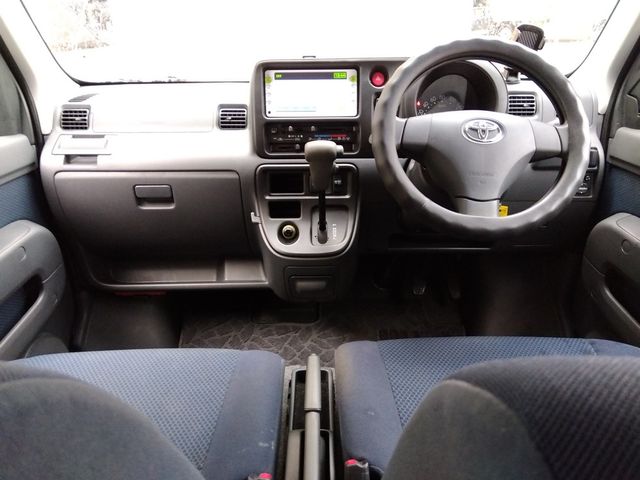 Toyota PIXIS VAN 2017-07 19892-4