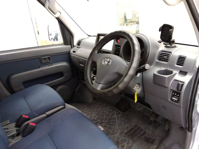 Toyota PIXIS VAN 2017-07 19892-5