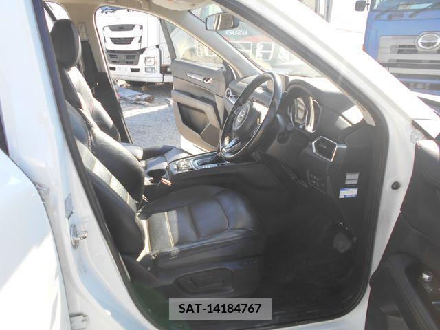 Mazda CX-5 2017-09 350008-9