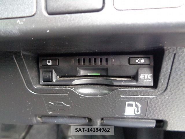 Toyota ROOMY 2020-06 240743-16