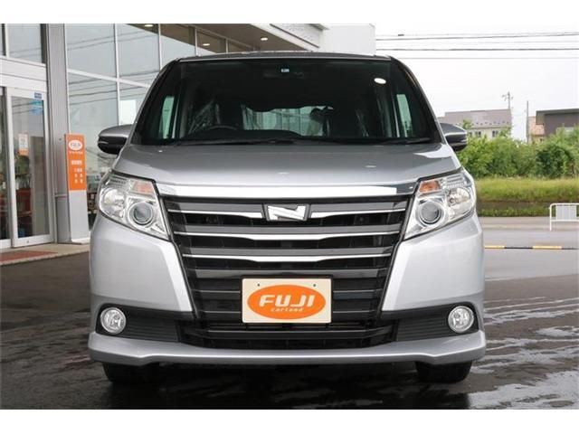 Toyota NOAH 2016-06 4312-25