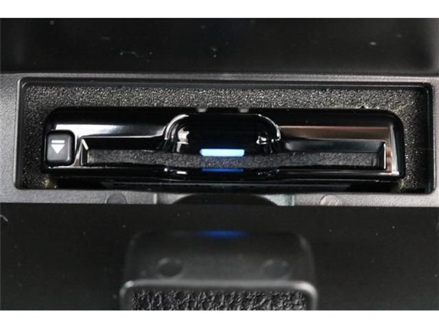 Toyota NOAH 2016-06 4312-9