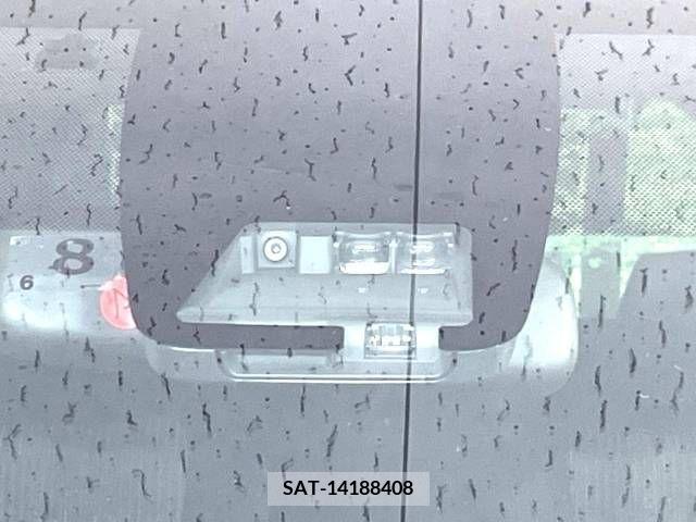 Toyota VOXY 2017-08 394936-2
