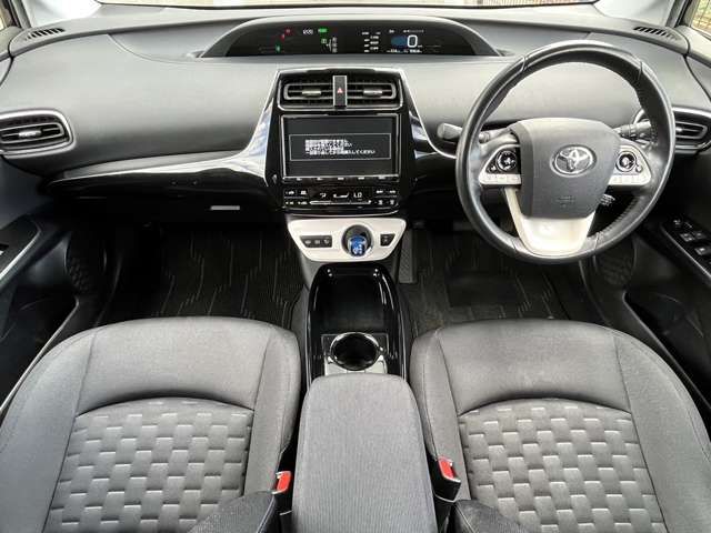 Toyota PRIUS PHV 2017-08 16746-6