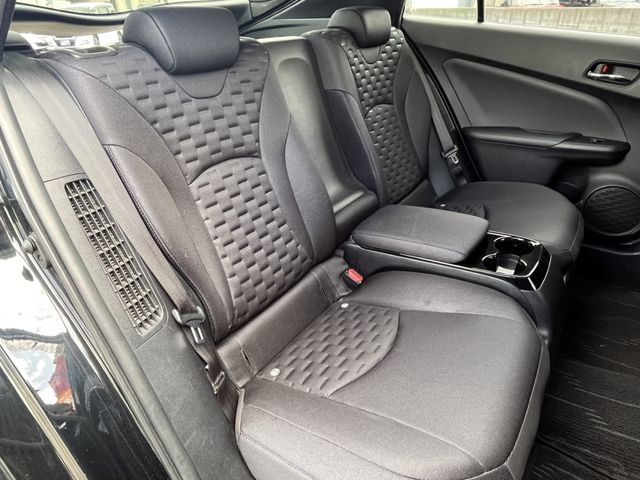 Toyota PRIUS PHV 2017-08 16746-18