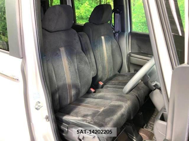Honda N BOX CUSTOM 2018-08 306979-8