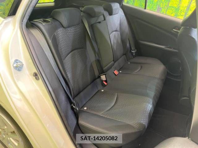 Toyota PRIUS 2017-10 282105-9