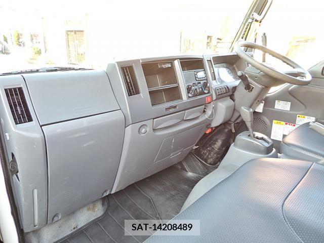 Isuzu ELF TRUCK 2018-11 206883-14
