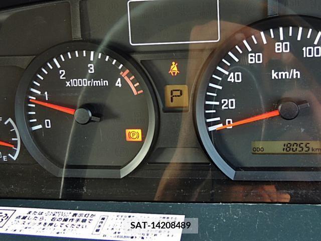 Isuzu ELF TRUCK 2018-11 206883-15