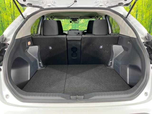 Toyota YARIS CROSS 2023-06 13357-10