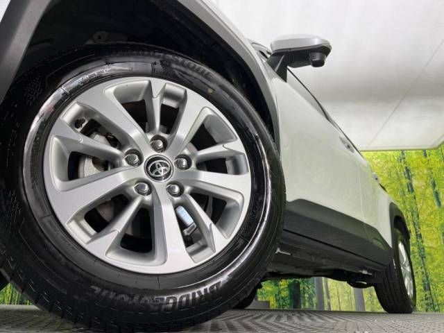 Toyota YARIS CROSS 2023-06 13357-13