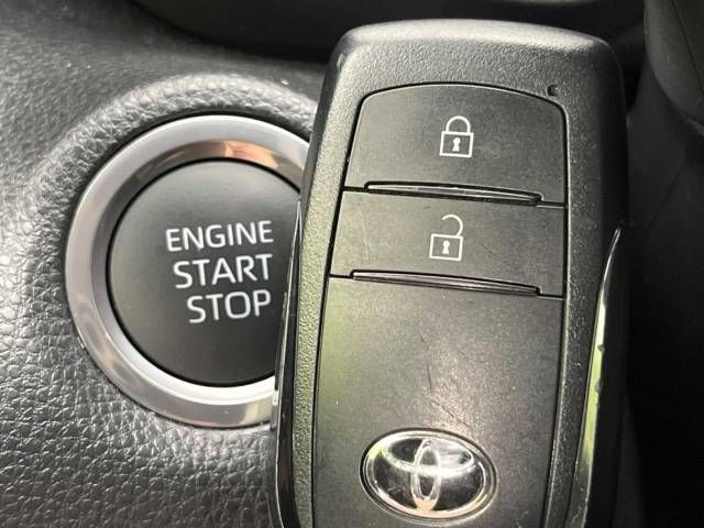 Toyota YARIS CROSS 2023-06 13357-4