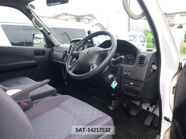 Nissan Caravan 2008-02 246955-2
