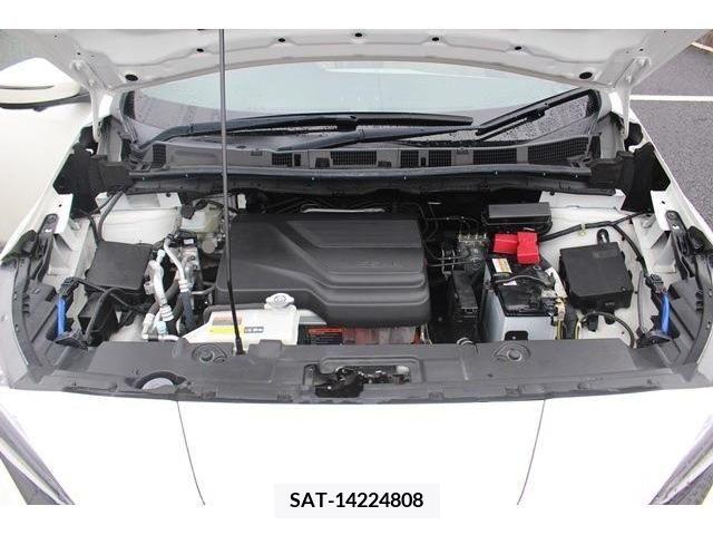 Nissan LEAF 2017-11 274714-18