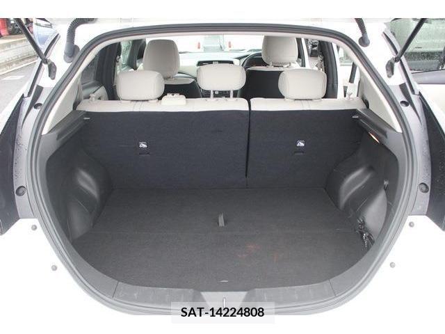 Nissan LEAF 2017-11 274714-17
