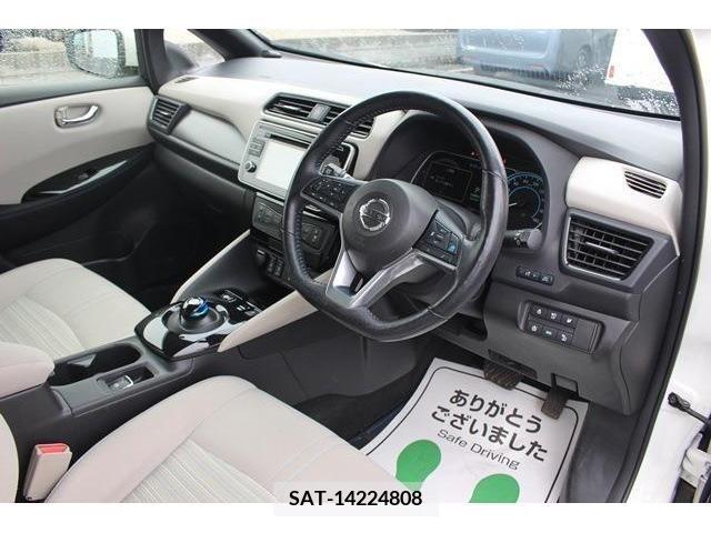Nissan LEAF 2017-11 274714-11