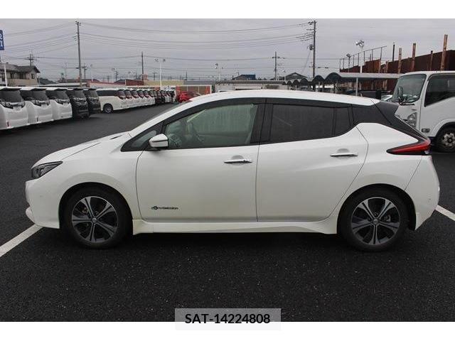 Nissan LEAF 2017-11 274714-5